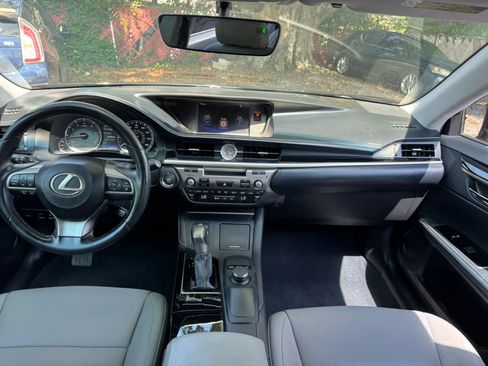 Used 2016 Lexus ES 350 FWD image 10