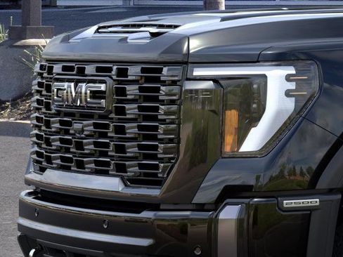 New 2026 GMC Sierra 2500 Denali Ultimate AWD/4WD image 13