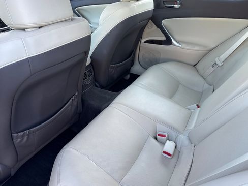 Used 2012 Lexus IS 250 image 16