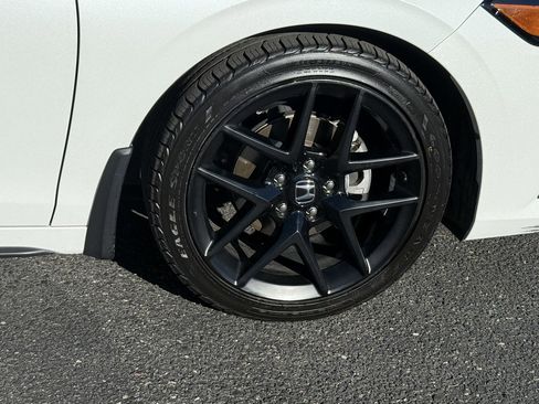 Certified 2024 Honda Civic Sport image 28