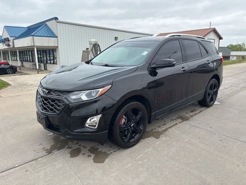 Used 2020 Chevrolet Equinox Premier w/ Premier Redline Edition AWD/4WD image 3