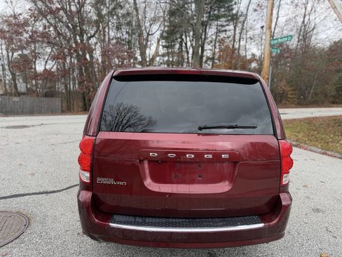 Used 2017 Dodge Grand Caravan SE w/ Power Window Group image 10