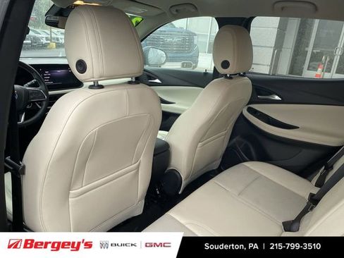 Certified 2024 Buick Encore GX Preferred FWD image 25