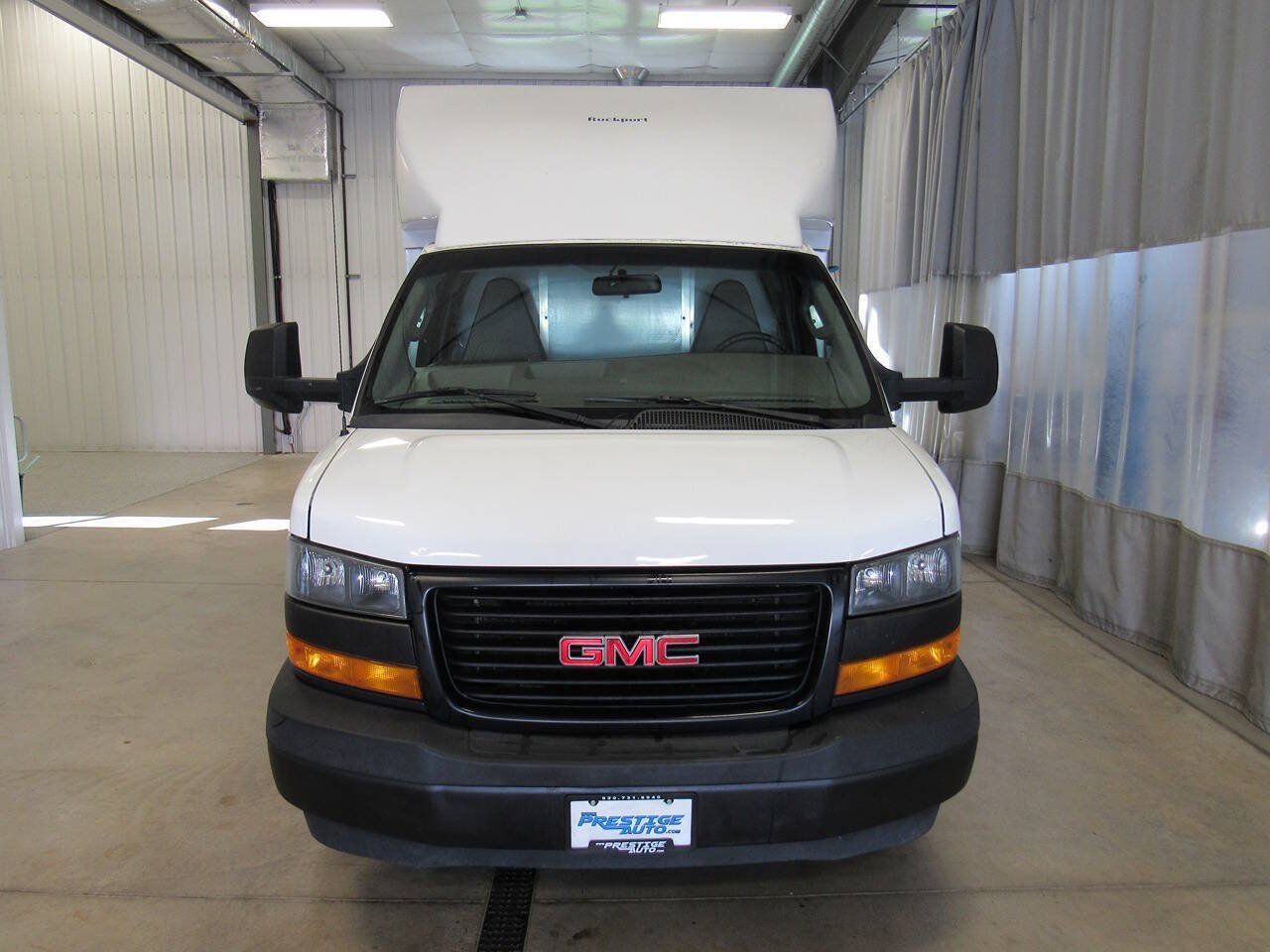 Used 2023 GMC Savana 3500 w/ Power Convenience Package RWD image 7