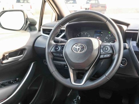 Used 2025 Toyota Corolla SE FWD image 17