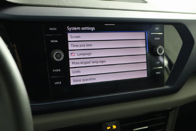 Used 2022 Volkswagen Taos SE FWD image 32