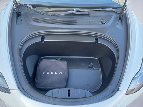 Used 2020 Tesla Model 3 Standard Range Plus image 8