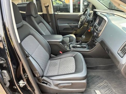 Used 2021 Chevrolet Colorado Z71 RWD image 12
