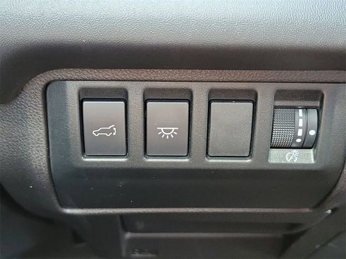 Used 2023 Subaru Ascent Limited w/ Technology Package image 18