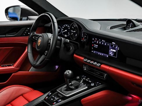 Used 2024 Porsche 911 Carrera GTS image 47