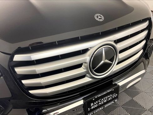Used 2026 Mercedes-Benz GLS 450 4MATIC image 23