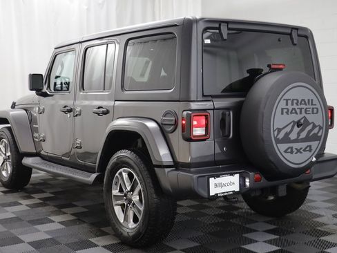 Used 2018 Jeep Wrangler Unlimited Sahara w/ Dual Top Group image 14