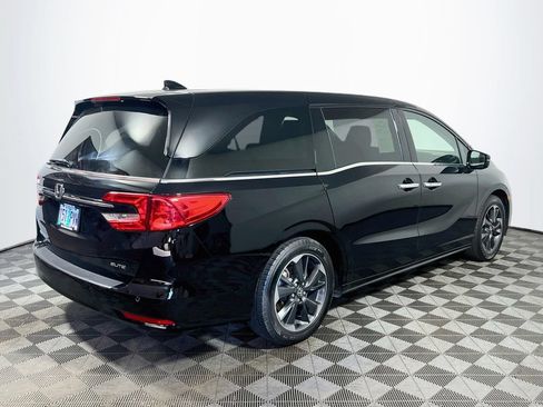 Used 2022 Honda Odyssey Elite image 7