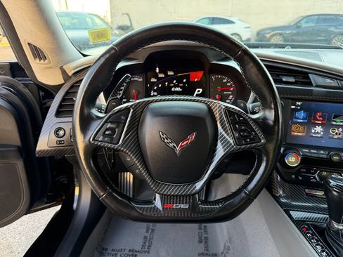 Used 2019 Chevrolet Corvette Z06 RWD image 14