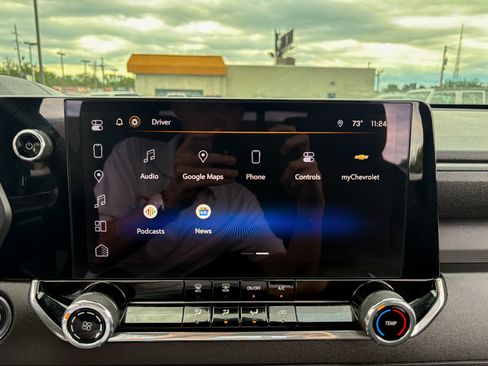 Used 2024 Chevrolet Colorado W/T w/ WT Convenience Package II RWD image 21