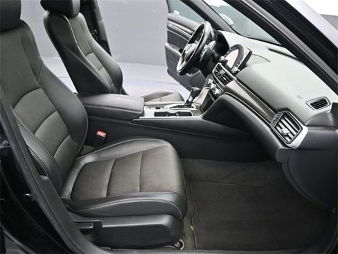 Used 2022 Honda Accord Sport image 14
