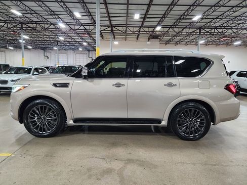 Used 2023 INFINITI QX80 Sensory w/ Cargo Package AWD/4WD image 7