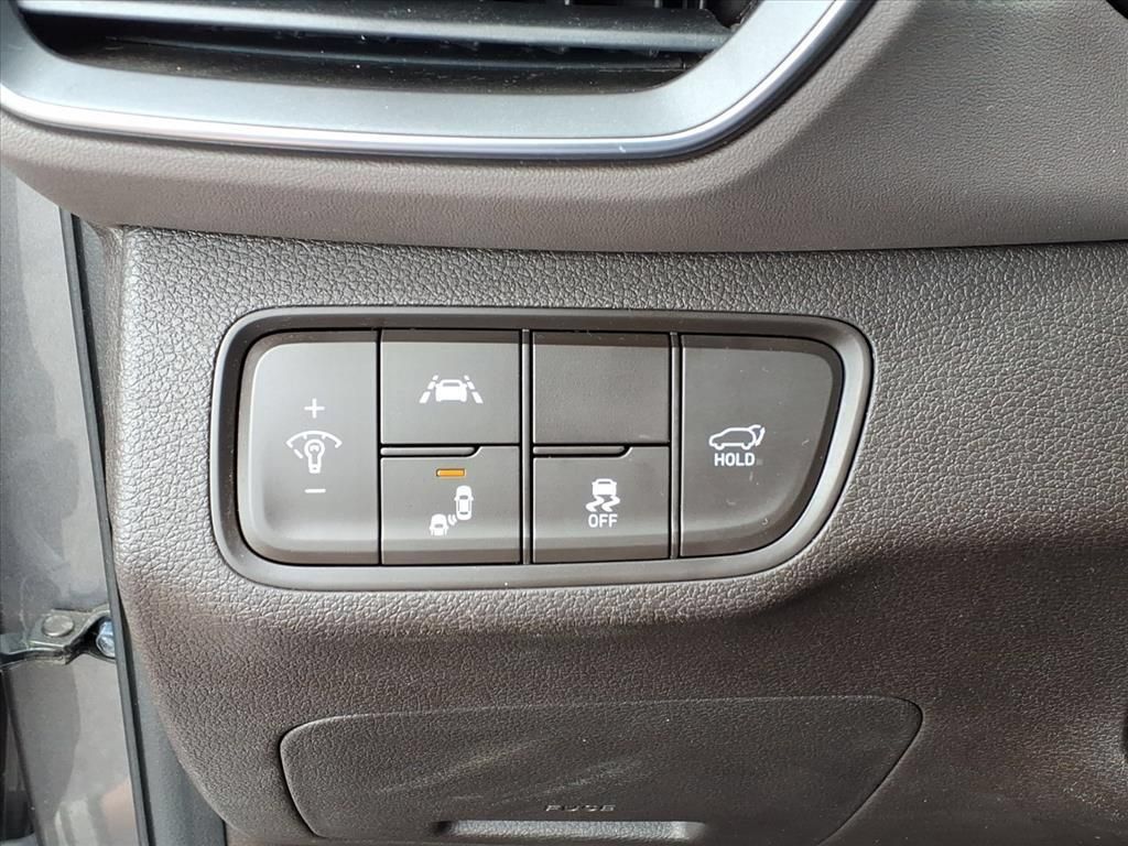 Used 2019 Hyundai Santa Fe SEL FWD image 20