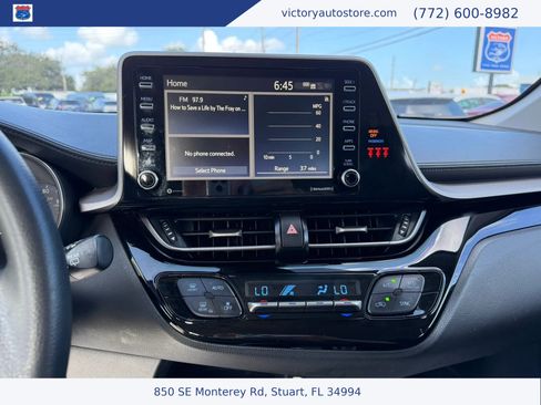 Used 2020 Toyota C-HR LE FWD image 36