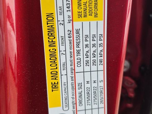 Used 2024 Cadillac Escalade ESV Sport w/ Touring Package image 5