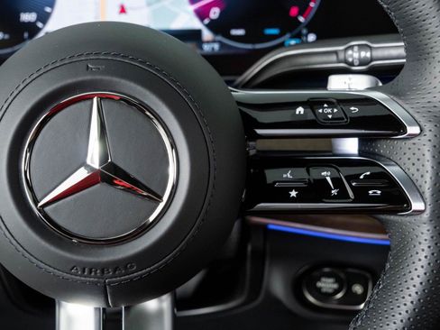 Used 2026 Mercedes-Benz GLE 450 4MATIC image 11