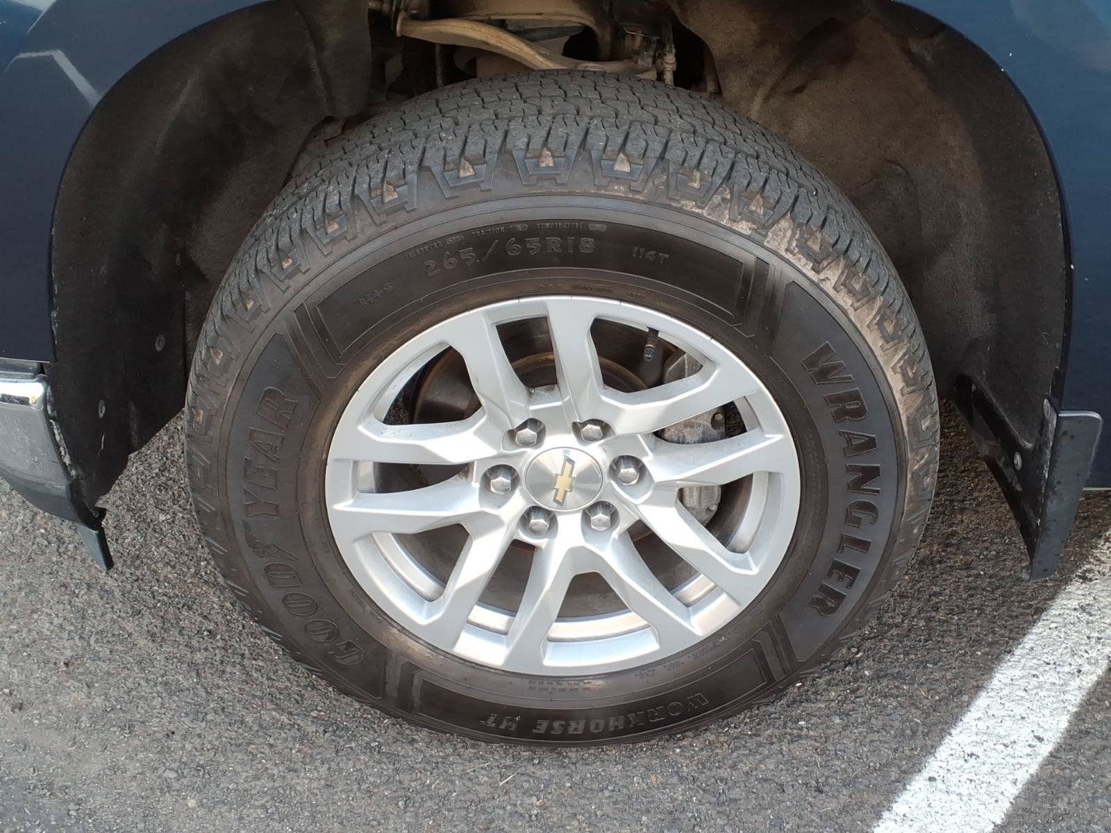 Used 2019 Chevrolet Silverado 1500 LT w/ All-Star Edition AWD/4WD image 8