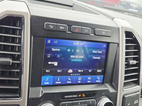 Used 2020 Ford F150 Lariat w/ Equipment Group 502A Luxury AWD/4WD image 29