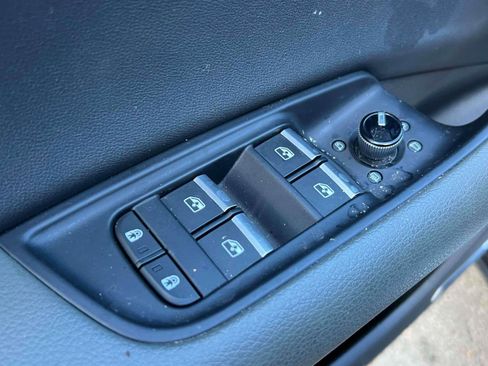 Used 2021 Audi Q8 Premium Plus w/ Premium Plus Package image 15