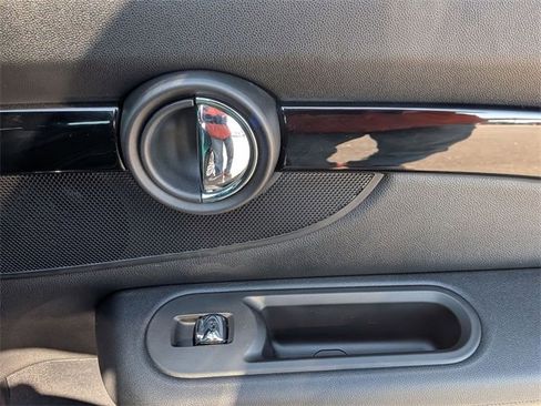 Used 2024 MINI Cooper Clubman S w/ Signature Upholstery Package image 32