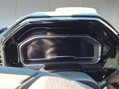 Used 2023 Chevrolet Silverado 1500 RST AWD/4WD image 11