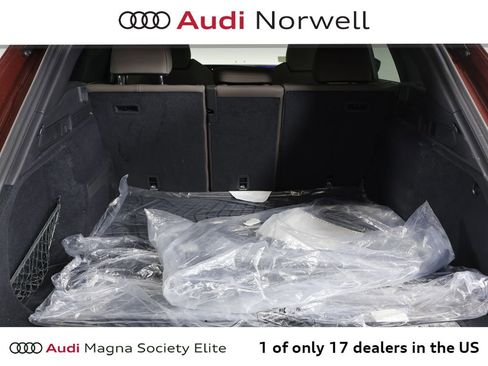 Used 2025 Audi Q5 Premium Plus w/ Premium Plus AWD/4WD image 16