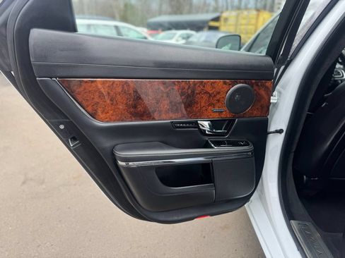 Used 2013 Jaguar XJ AWD image 23