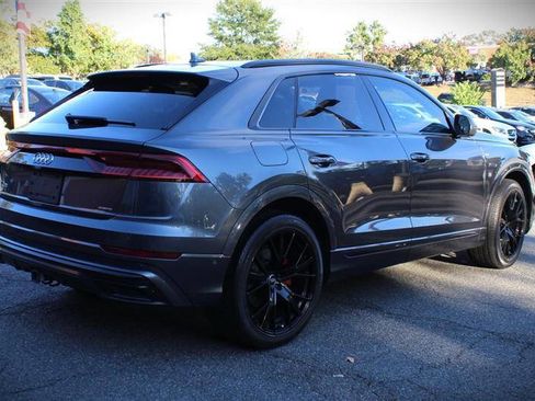Used 2020 Audi Q8 Prestige w/ Prestige Package image 5