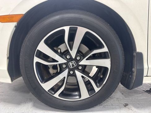 Used 2018 Honda Odyssey Elite image 11