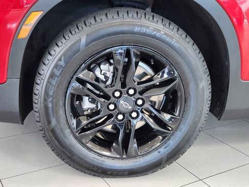 Used 2021 Chevrolet Blazer LT FWD image 17