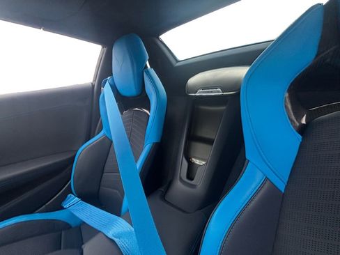 Used 2023 Chevrolet Corvette Stingray Premium Conv w/ 3LT RWD image 25