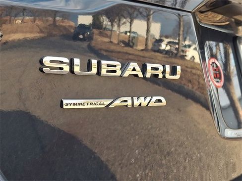 Used 2025 Subaru Outback Premium image 33