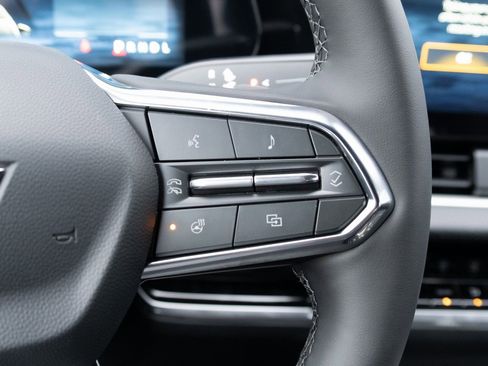 New 2026 Chevrolet Equinox LT AWD/4WD image 8