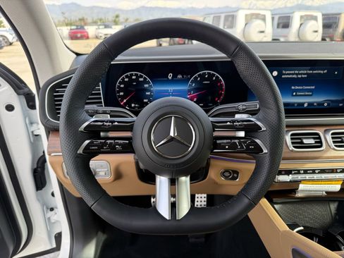 New 2026 Mercedes-Benz GLS 450 4MATIC image 19