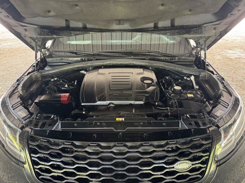 Used 2019 Land Rover Range Rover Velar R-Dynamic SE AWD/4WD image 47