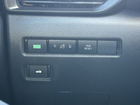 Used 2024 Nissan Sentra S image 20