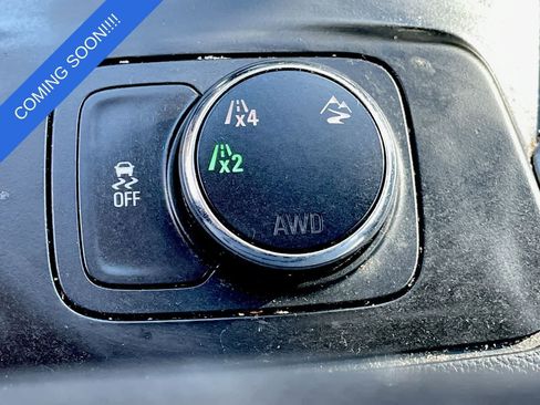 Used 2019 Chevrolet Traverse LT w/ LT Premium Package AWD/4WD image 28