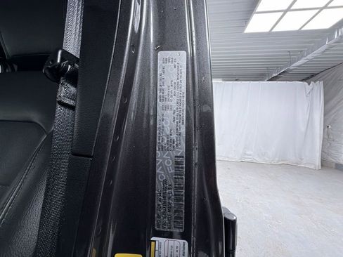 Used 2021 Jeep Wrangler Unlimited Sahara image 25