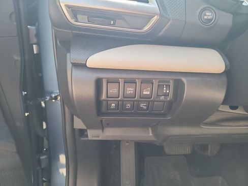 Certified 2023 Subaru Forester Limited AWD/4WD image 17