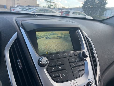 Used 2016 GMC Terrain SLE image 8