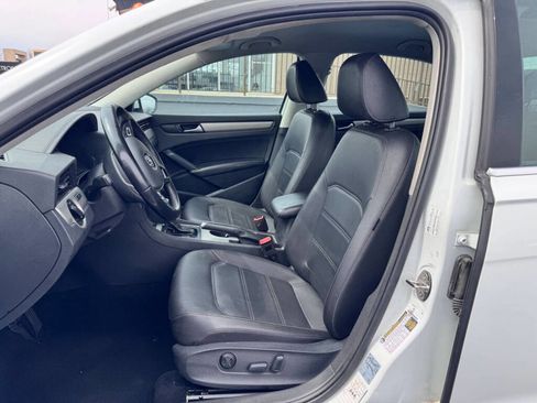 Used 2020 Volkswagen Passat 2.0T SE image 3