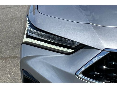 Used 2023 Acura TLX w/ Technology Package image 43