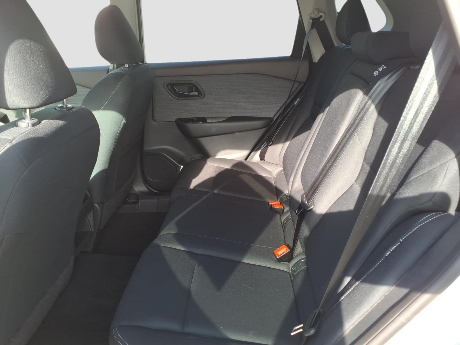 Used 2023 Nissan Rogue S AWD/4WD image 14