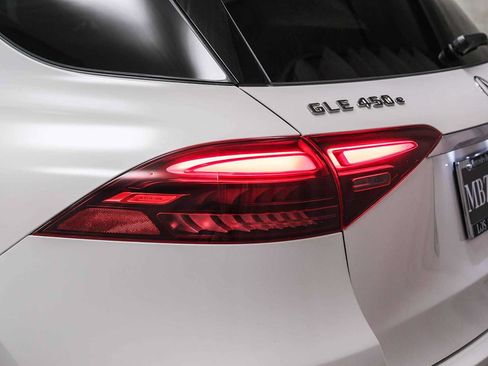 Certified 2024 Mercedes-Benz GLE 450e 4MATIC image 7