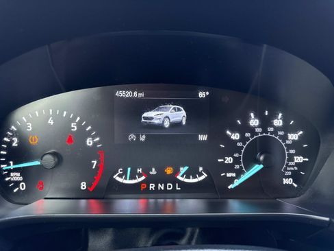 Used 2020 Ford Escape SE image 29